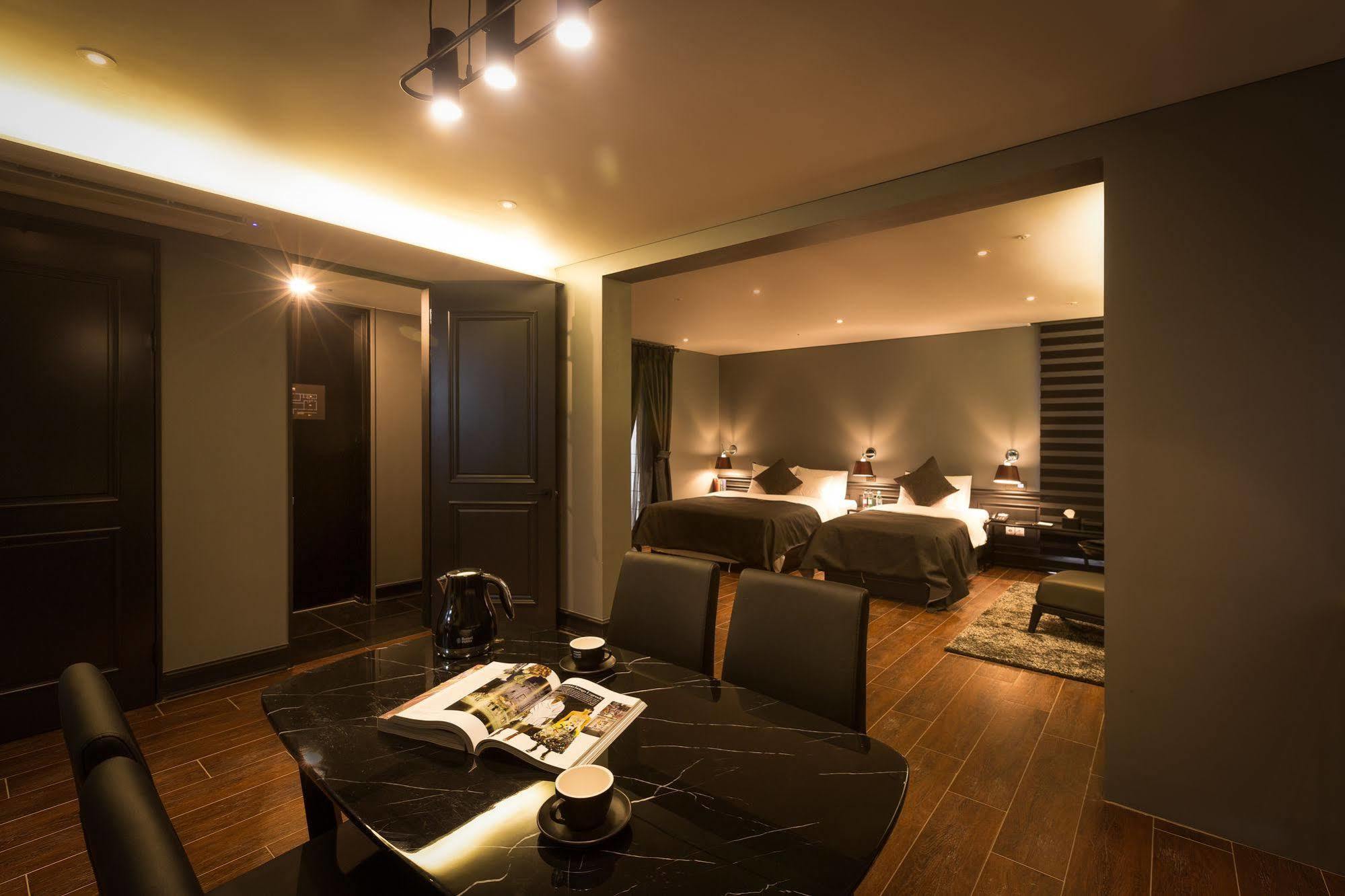 Trang Blue Hotel Seul Dış mekan fotoğraf